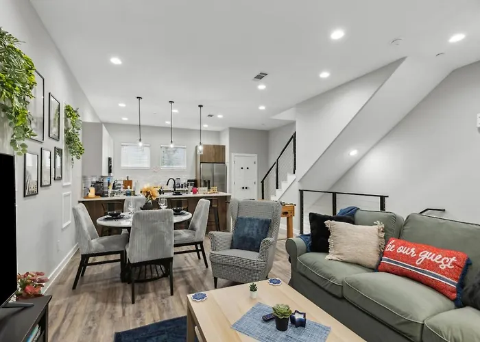 The Larimar 2bd Townhouse 7st Walkable Ferienhaus