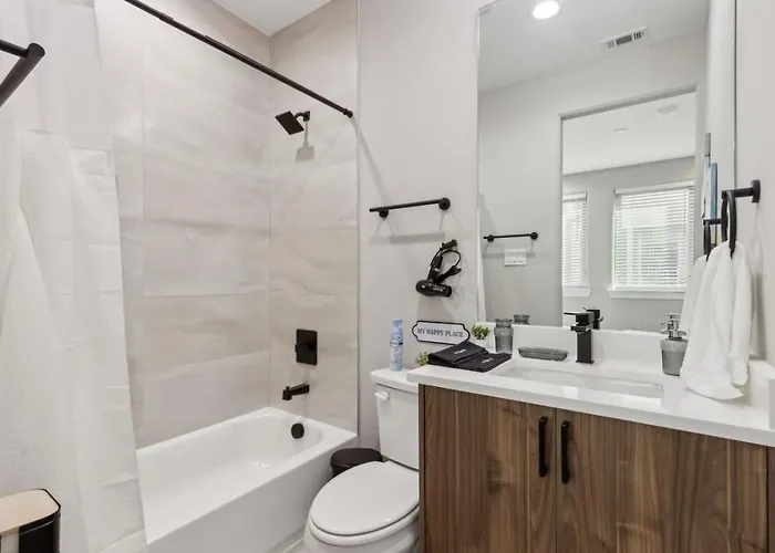 The Larimar 2bd Townhouse 7st Walkable Ferienhaus